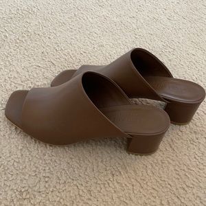 Everlane Brown Leather Mules Size 7